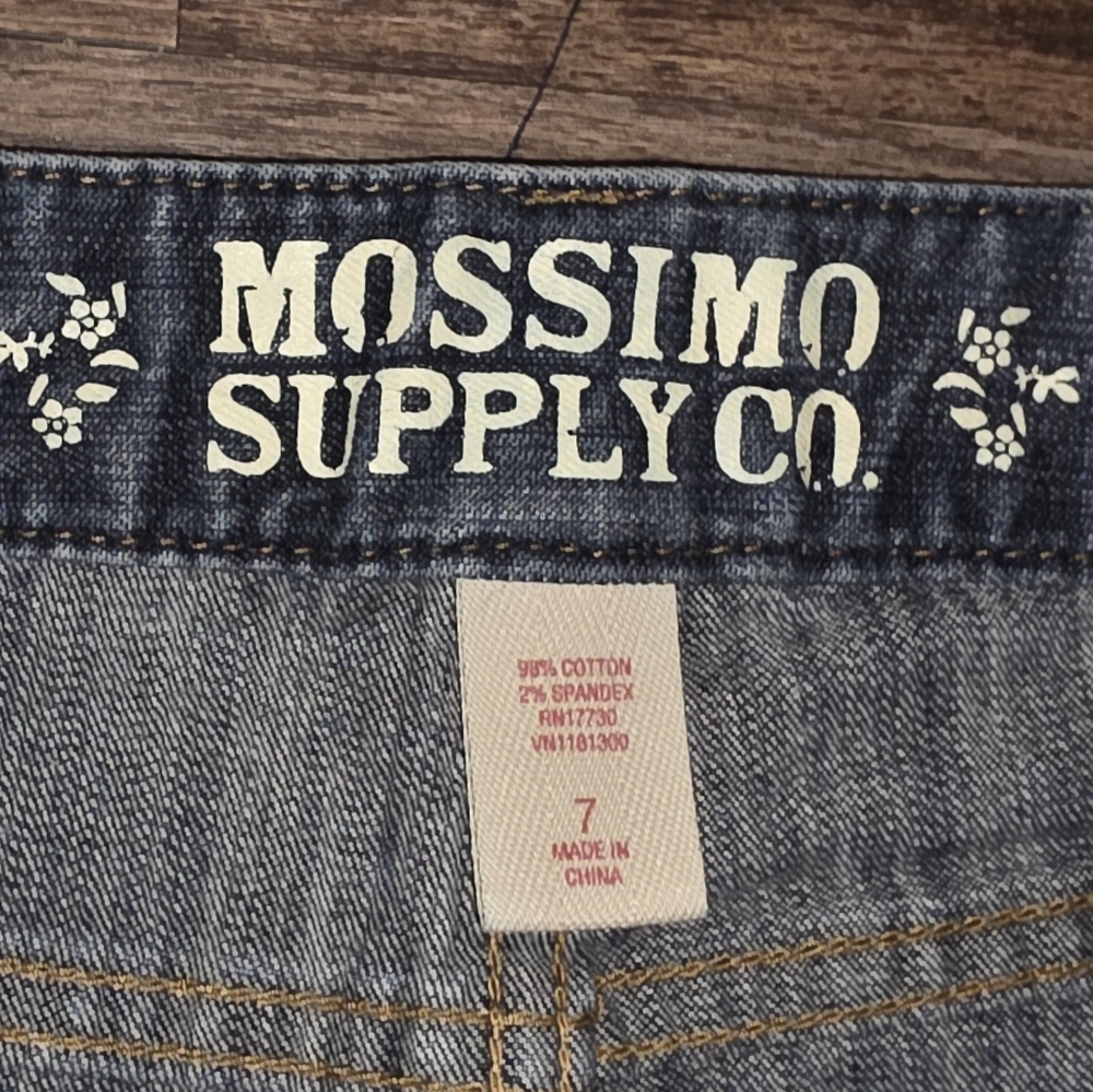 Y2K MOSSIMO Low Rise Cuffed Bermuda Shorts Vintage Size 7 Juniors - Picture 3 of 3